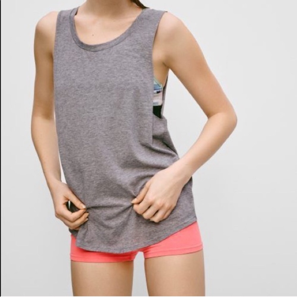 Aritzia PARKLIFE Venus Muscle Tank (Size XS)